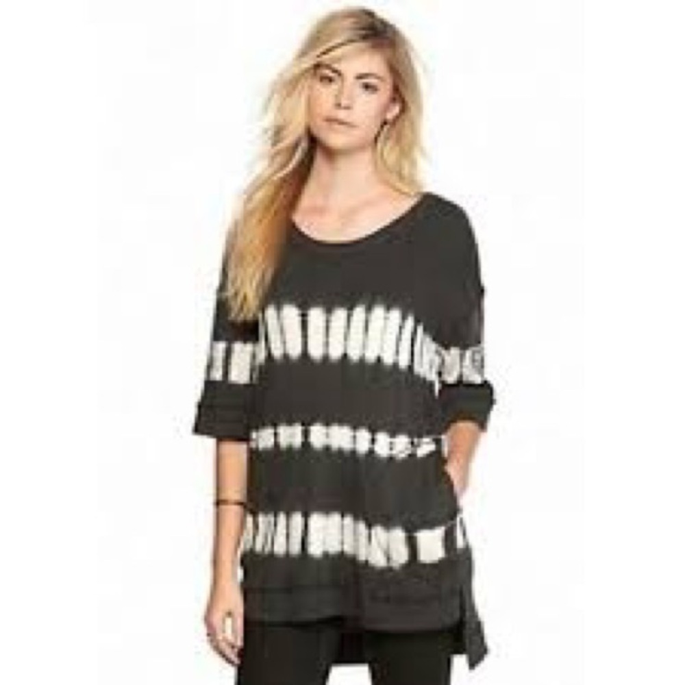 We The Free Black and White Tunic Top